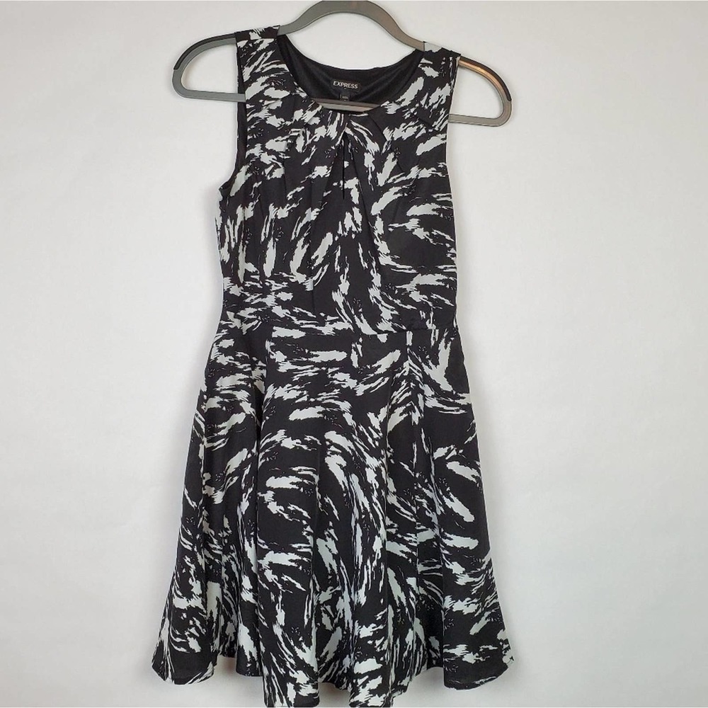 Express sleeveless dress size 2